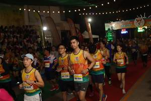 BIB: 08501, 0001, 10115
                            <button type="button" onclick="openModal(9884836)" class="btn btn-primary btn-sm float-right btn-popup" data-toggle="modal" data-target=".modal-high-quality">
                        <i class="fas fa-shopping-cart"></i> Add to Cart
                    </button>
                                            <button type="button" onclick="isThisMe(9884836, true)" class="btn btn-success btn-sm float-right btn-popup btn-isme hidden" data-toggle="tooltip" data-placement="bottom" title="นี่คือรูปของคุณใช่ไหม คลิกที่นี่เพื่อเอาเข้าอัลบั้ม">
                        <i class="fas fa-plus"></i> Add to album
                    </button>
                    <button type="button" onclick="isThisMe(9884836, false)" class="btn btn-warning btn-sm float-right btn-popup btn-isnotme hidden">
                        <i class="fas fa-ban"></i> Remove from album
                    </button>